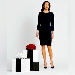 Nicole Miller-Elegant Mid Pleated Full Length Sleeves. Elegant Black Attire